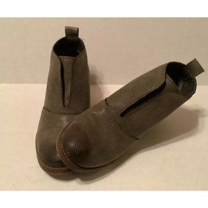 Billabong Women's Gray Dotted Ankle Boots Size 7